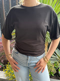 Basic tee getailleerd - zwart
