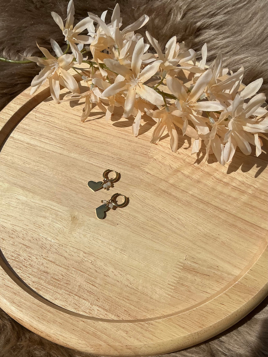 Mini heart oorbellen - goud