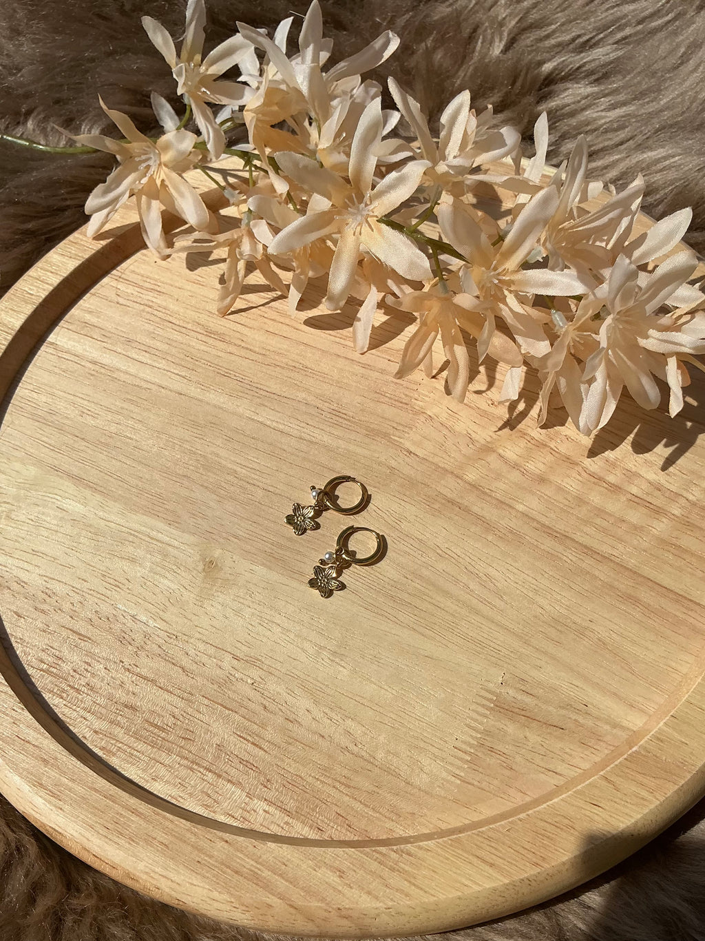 Pearl blossom oorbellen - goud