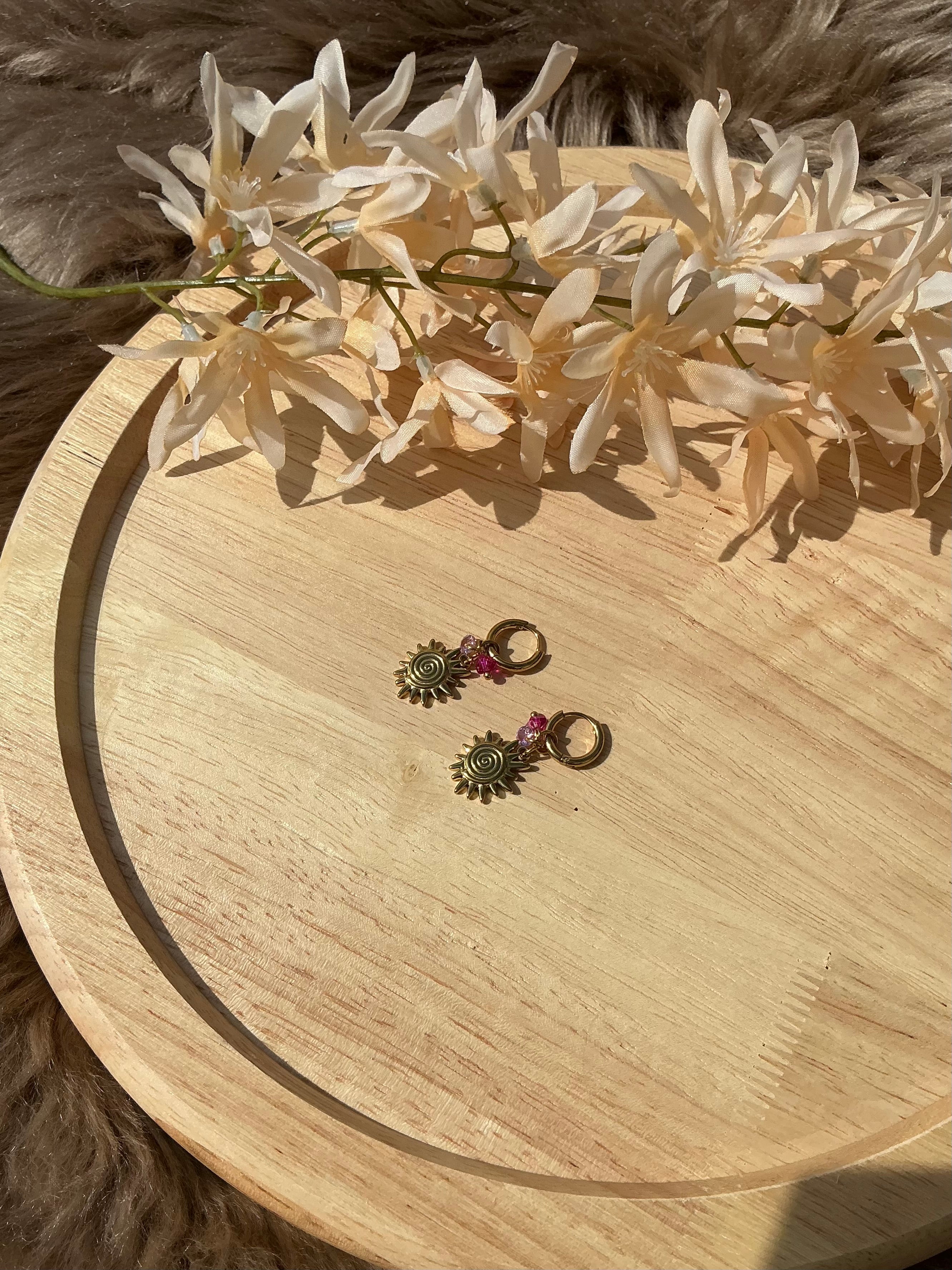 Sunny charms oorbellen - goud